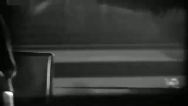 Avril Lavigne-Smile Walmart 0073