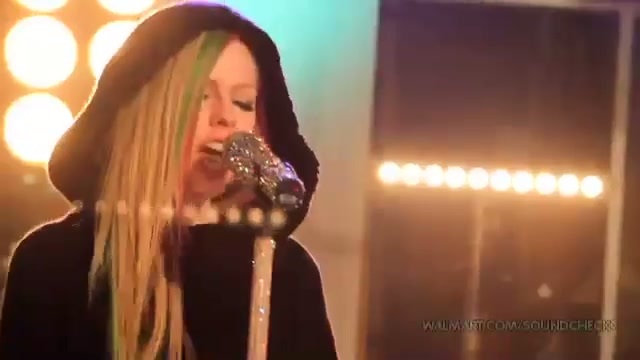 Avril Lavigne-Smile Walmart 0076