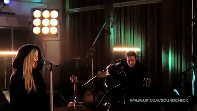Avril Lavigne-Smile Walmart 0087