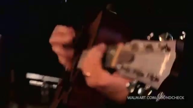 Avril Lavigne-Smile Walmart 0089