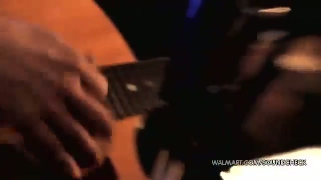 Avril Lavigne-Smile Walmart 0096