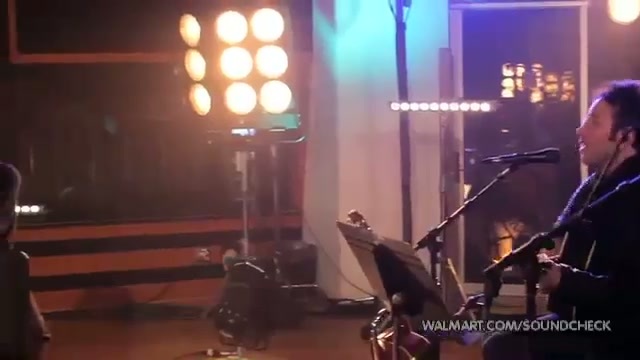 Avril Lavigne-Smile Walmart 0122