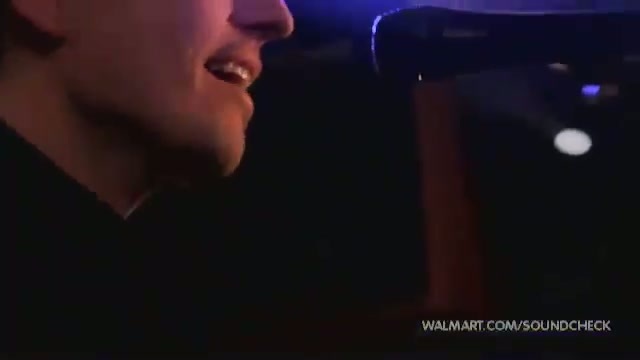 Avril Lavigne-Smile Walmart 0151