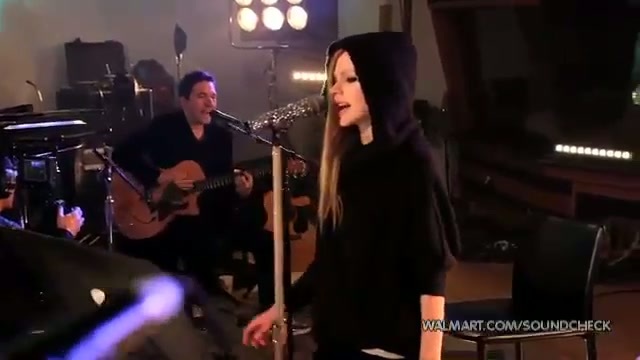 Avril Lavigne-Smile Walmart 0158