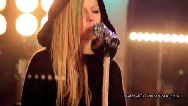Avril Lavigne-Smile Walmart 0177