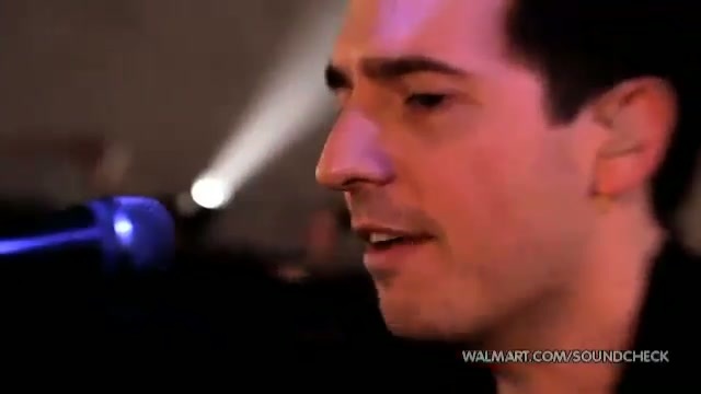 Avril Lavigne-Smile Walmart 0218