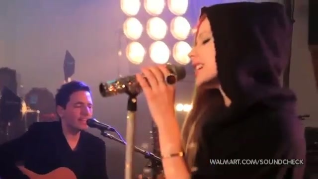 Avril Lavigne-Smile Walmart 0225