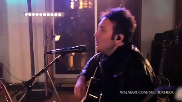 Avril Lavigne-Smile Walmart 0233