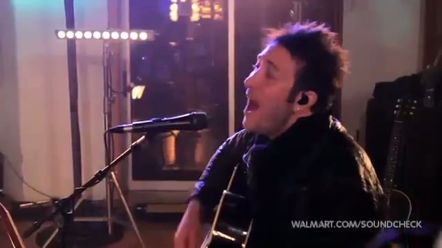 Avril Lavigne-Smile Walmart 0235