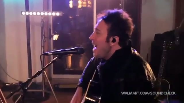 Avril Lavigne-Smile Walmart 0238