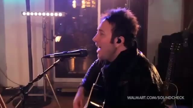 Avril Lavigne-Smile Walmart 0239