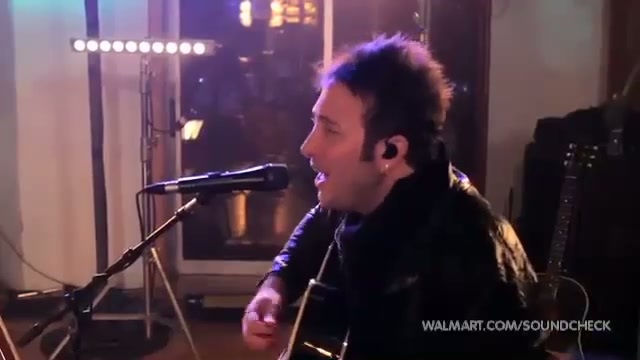 Avril Lavigne-Smile Walmart 0240