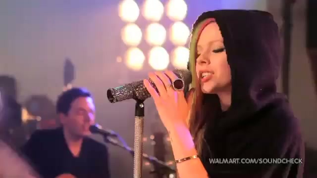 Avril Lavigne-Smile Walmart 0251