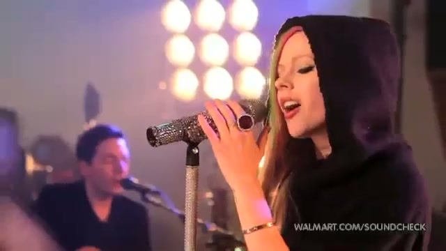 Avril Lavigne-Smile Walmart 0252