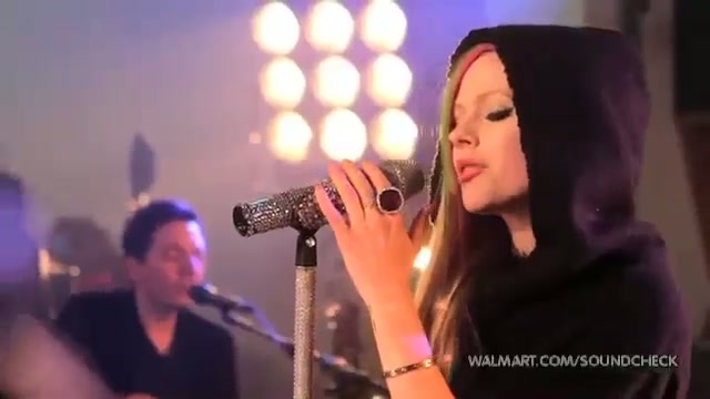 Avril Lavigne-Smile Walmart 0253
