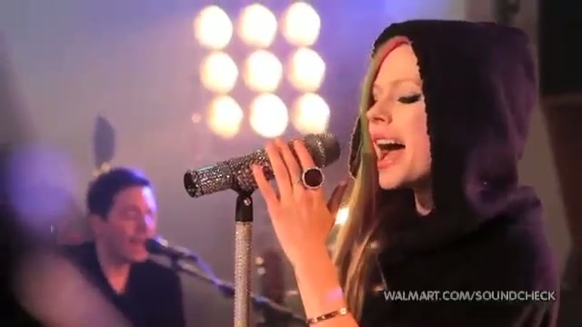 Avril Lavigne-Smile Walmart 0255