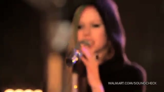 Avril Lavigne-Smile Walmart 0261
