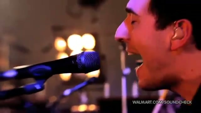 Avril Lavigne-Smile Walmart 0281