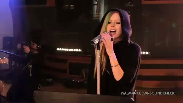 Avril Lavigne-Smile Walmart 0288