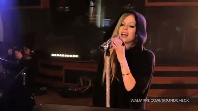 Avril Lavigne-Smile Walmart 0290