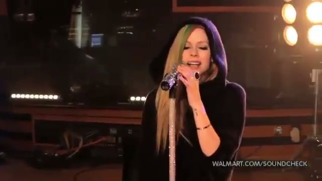 Avril Lavigne-Smile Walmart 0295