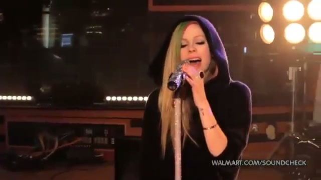Avril Lavigne-Smile Walmart 0297
