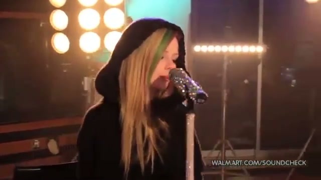 Avril Lavigne-Smile Walmart 0310