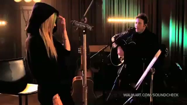 Avril Lavigne-Smile Walmart 0311