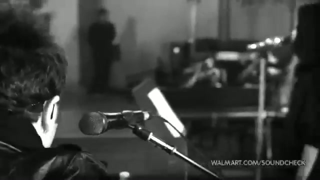 Avril Lavigne-Smile Walmart 0440