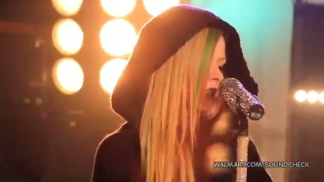 Avril Lavigne-Smile Walmart 0445