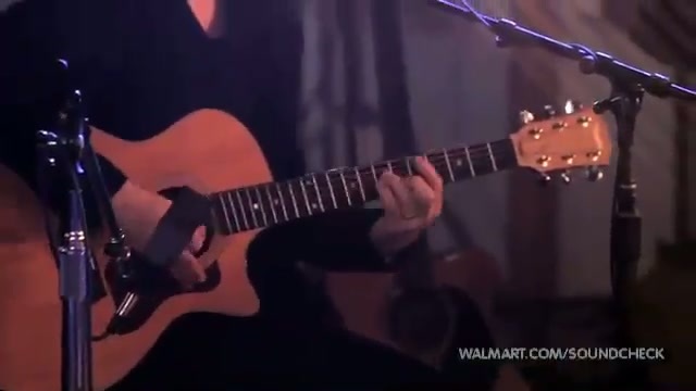 Avril Lavigne-Smile Walmart 0451