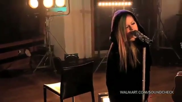 Avril Lavigne-Smile Walmart 0475