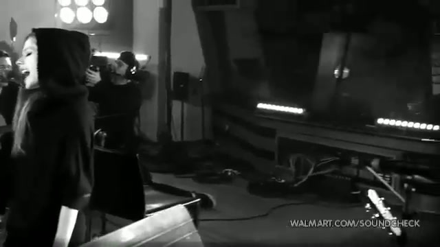 Avril Lavigne-Smile Walmart 0529