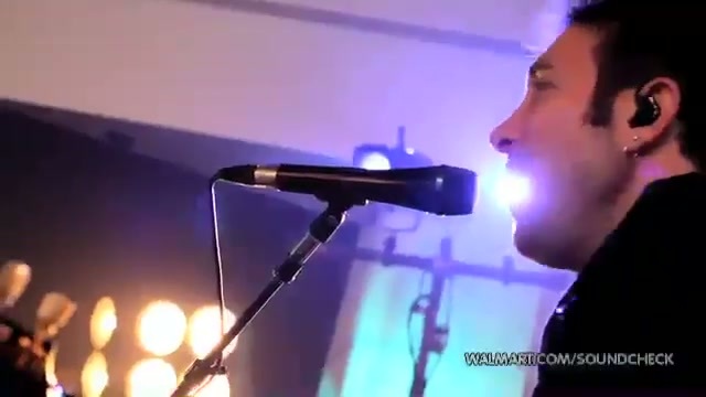 Avril Lavigne-Smile Walmart 0582