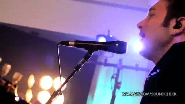 Avril Lavigne-Smile Walmart 0583