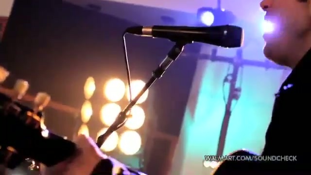 Avril Lavigne-Smile Walmart 0588