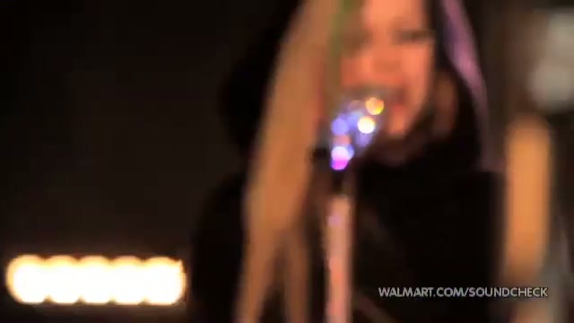 Avril Lavigne-Smile Walmart 0594