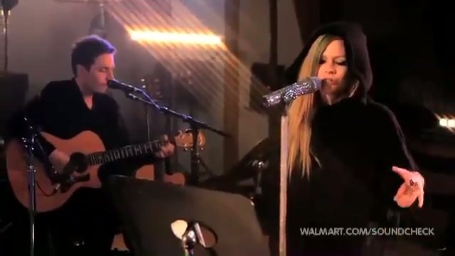 Avril Lavigne-Smile Walmart 0607