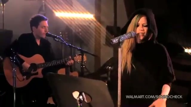 Avril Lavigne-Smile Walmart 0608