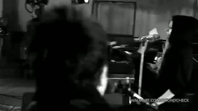 Avril Lavigne-Smile Walmart 0618