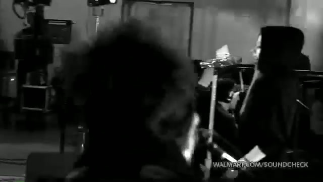 Avril Lavigne-Smile Walmart 0619