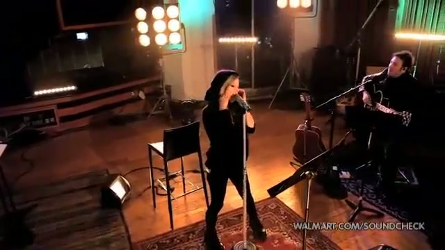 Avril Lavigne-Smile Walmart 0636