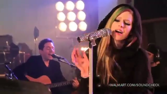 Avril Lavigne-Smile Walmart 0643