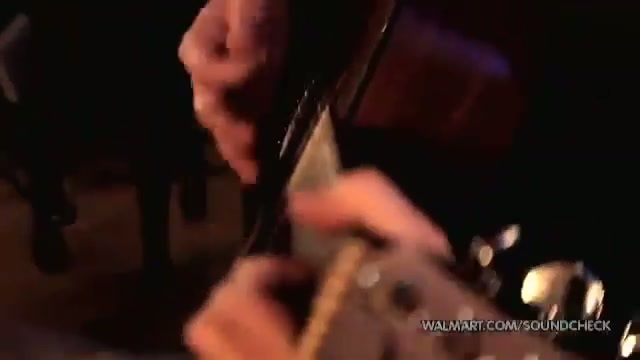 Avril Lavigne-Smile Walmart 0648