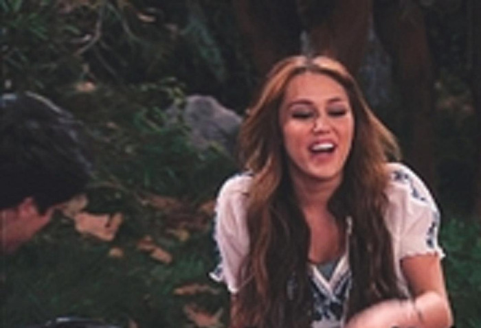 Miley Cyrus (14)