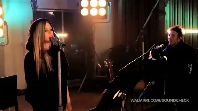 Avril Lavigne-Smile Walmart 0693