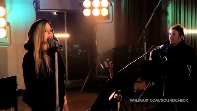 Avril Lavigne-Smile Walmart 0695