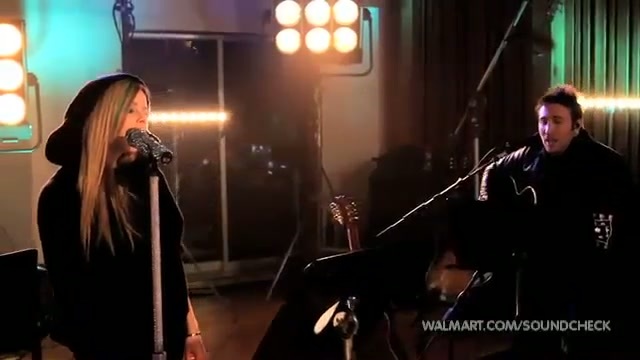 Avril Lavigne-Smile Walmart 0699