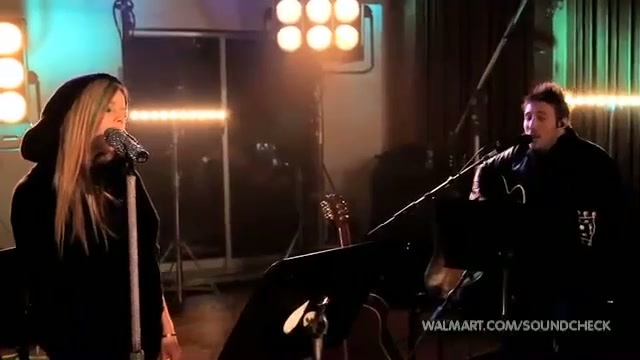 Avril Lavigne-Smile Walmart 0702