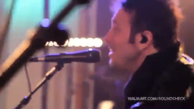 Avril Lavigne-Smile Walmart 0748